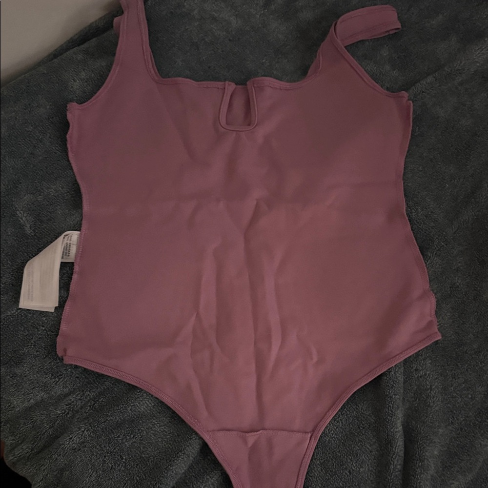 Abercrombie & Fitch Dusty Rose Bodysuit